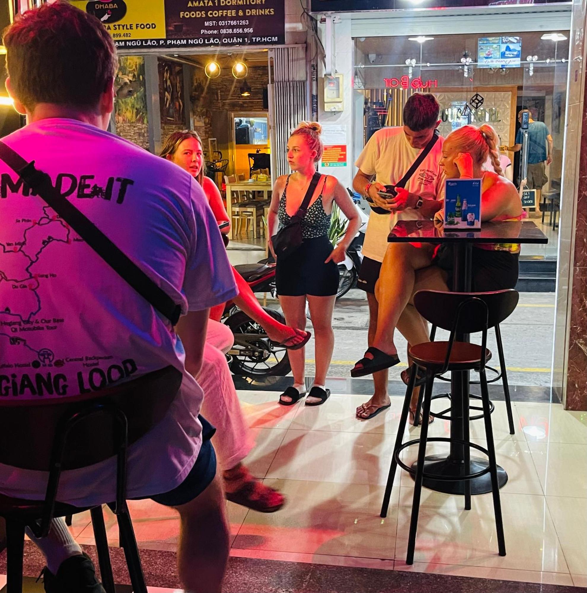 Saigon Hub Hostel Хошимін Екстер'єр фото